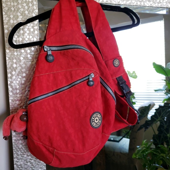 kipling sling backpack